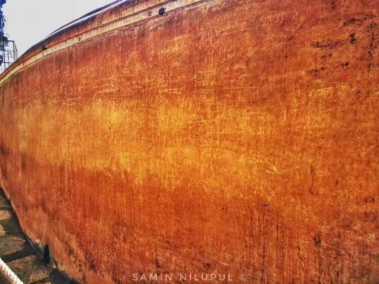 The Sigiriya Mirror Wall and Sigiri Graffiti Srilanka
